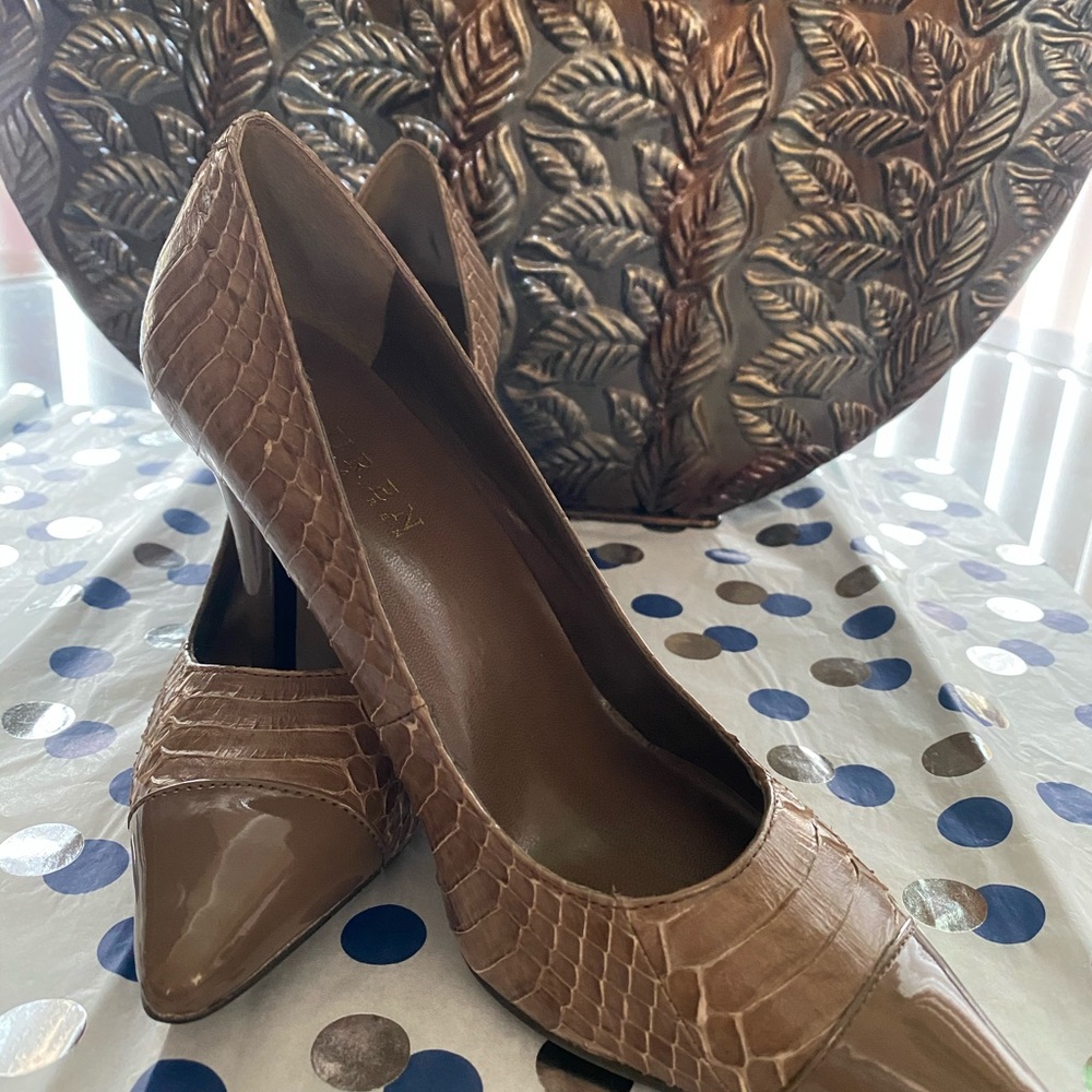 Ralph Lauren taupe Croc-Embossed Pointed Toe Pumps with Gloss Cap